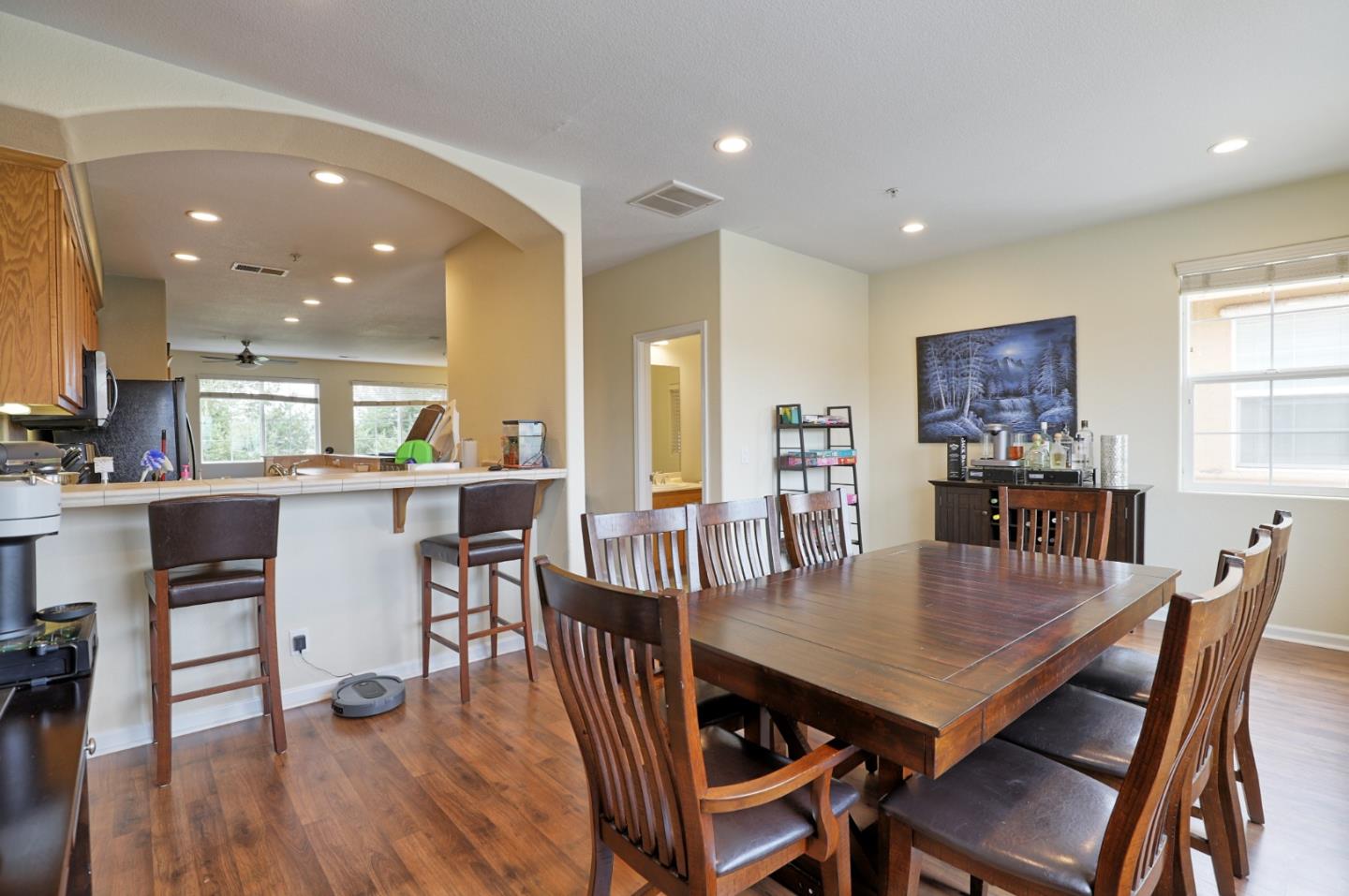 Detail Gallery Image 13 of 25 For 542 Manzana St, Watsonville,  CA 95076 - 4 Beds | 2/1 Baths