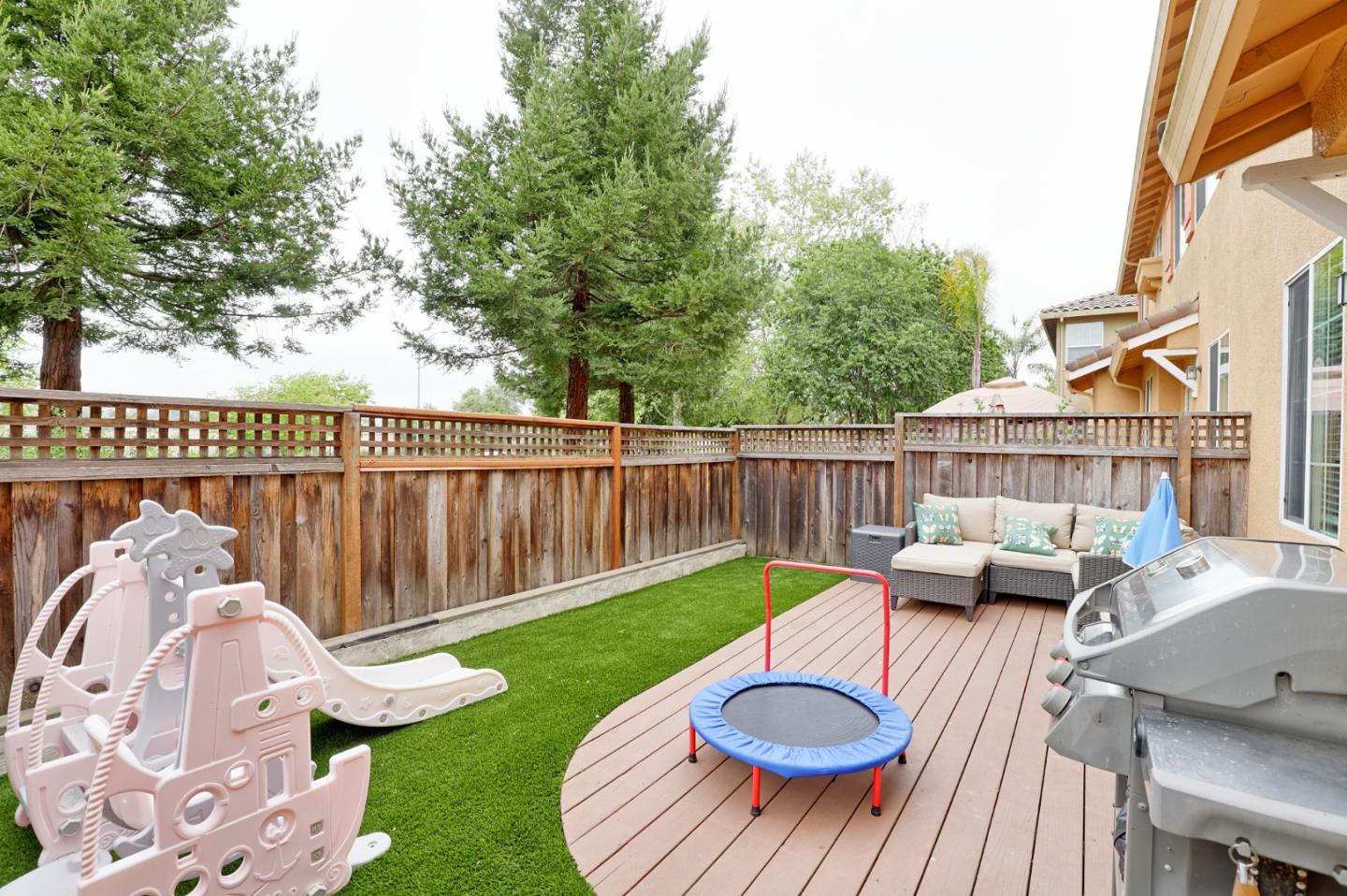 Detail Gallery Image 25 of 25 For 542 Manzana St, Watsonville,  CA 95076 - 4 Beds | 2/1 Baths