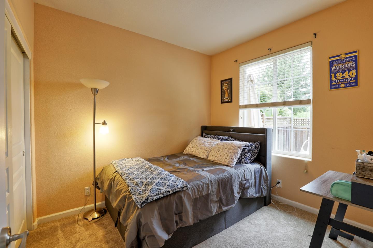 Detail Gallery Image 4 of 25 For 542 Manzana St, Watsonville,  CA 95076 - 4 Beds | 2/1 Baths