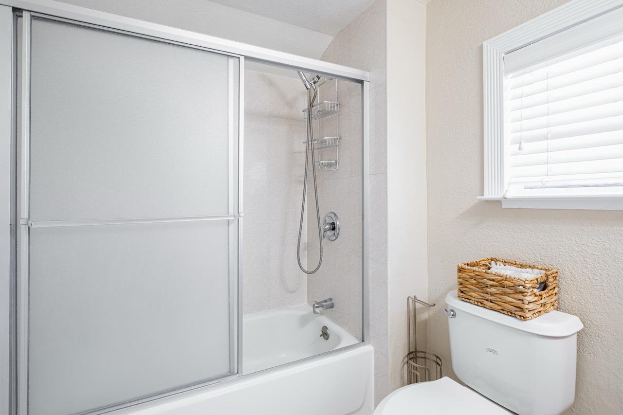 Detail Gallery Image 14 of 27 For 10350 Doris Ave, San Jose,  CA 95127 - 4 Beds | 2 Baths