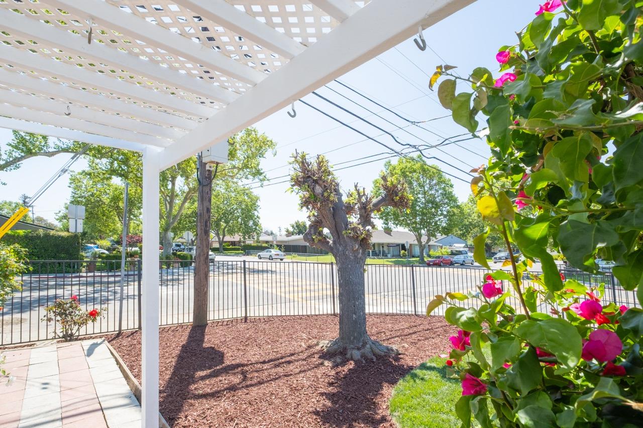 Detail Gallery Image 23 of 27 For 10350 Doris Ave, San Jose,  CA 95127 - 4 Beds | 2 Baths