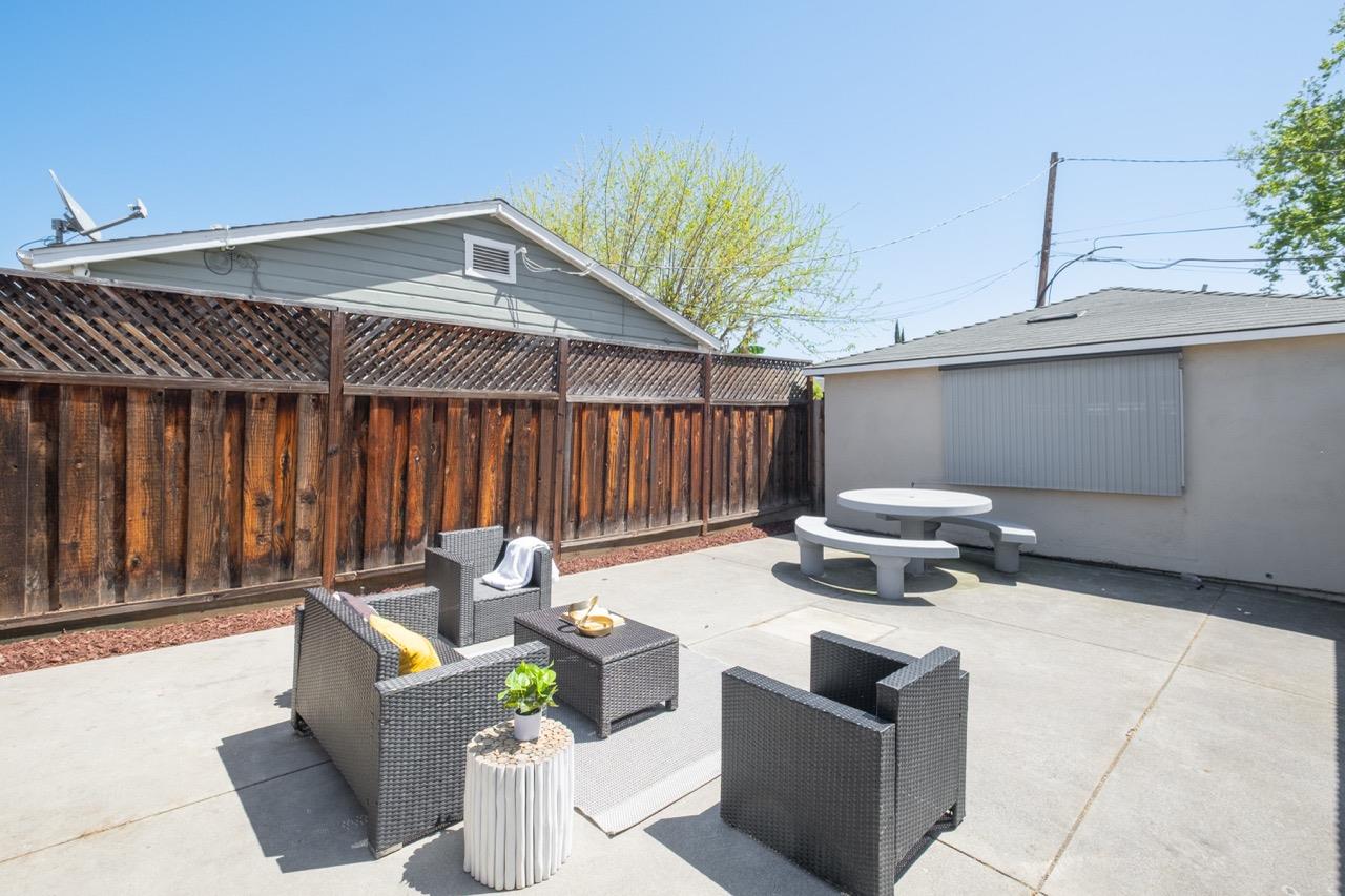 Detail Gallery Image 26 of 27 For 10350 Doris Ave, San Jose,  CA 95127 - 4 Beds | 2 Baths
