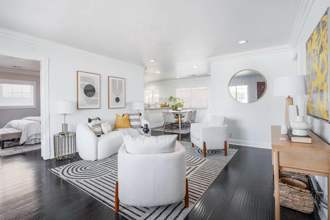 Detail Gallery Image 3 of 27 For 10350 Doris Ave, San Jose,  CA 95127 - 4 Beds | 2 Baths