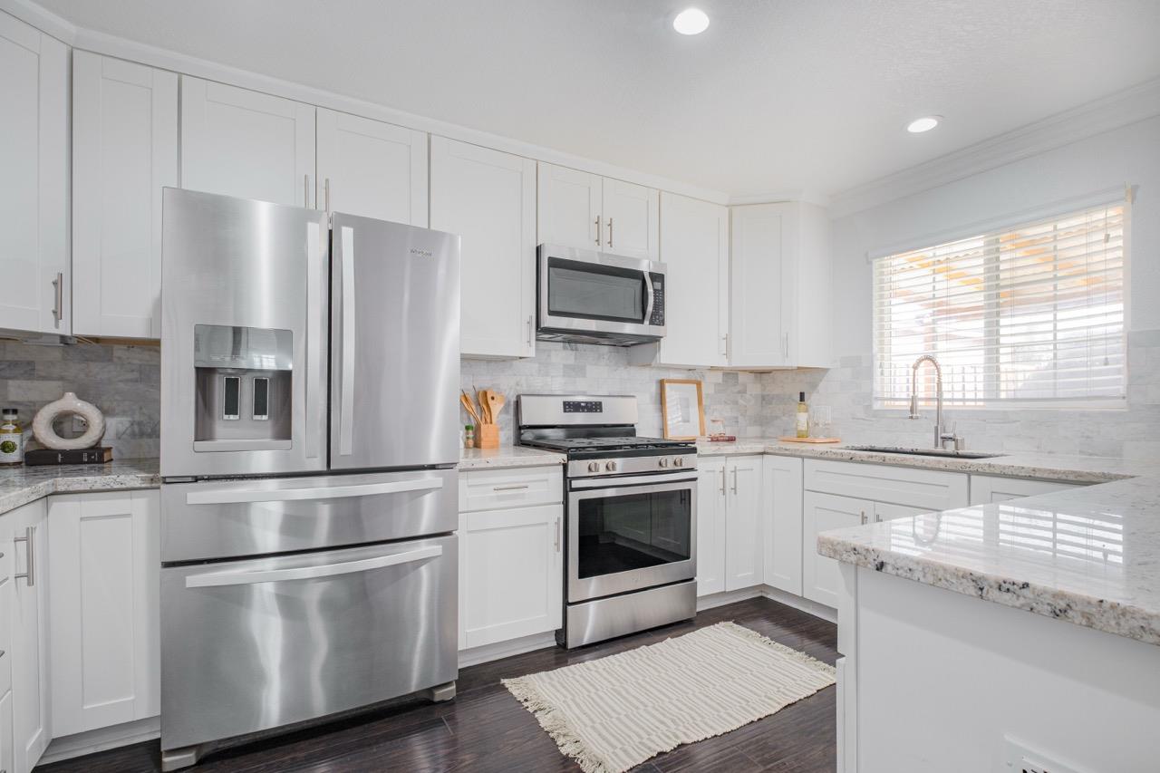 Detail Gallery Image 9 of 27 For 10350 Doris Ave, San Jose,  CA 95127 - 4 Beds | 2 Baths