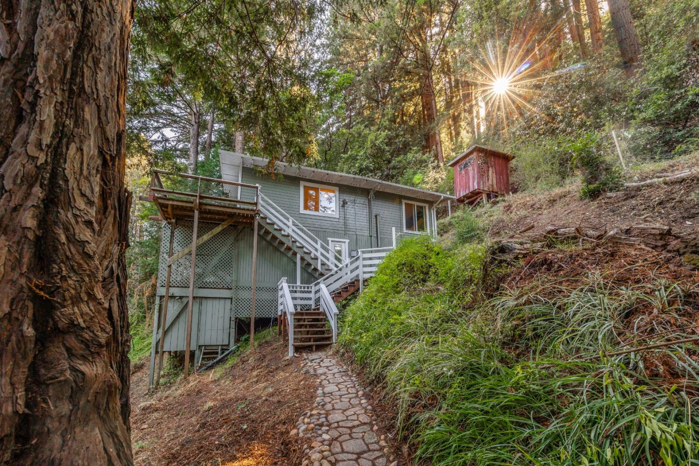 Detail Gallery Image 2 of 34 For 10229 Redwood Dr, Felton,  CA 95018 - 3 Beds | 2 Baths