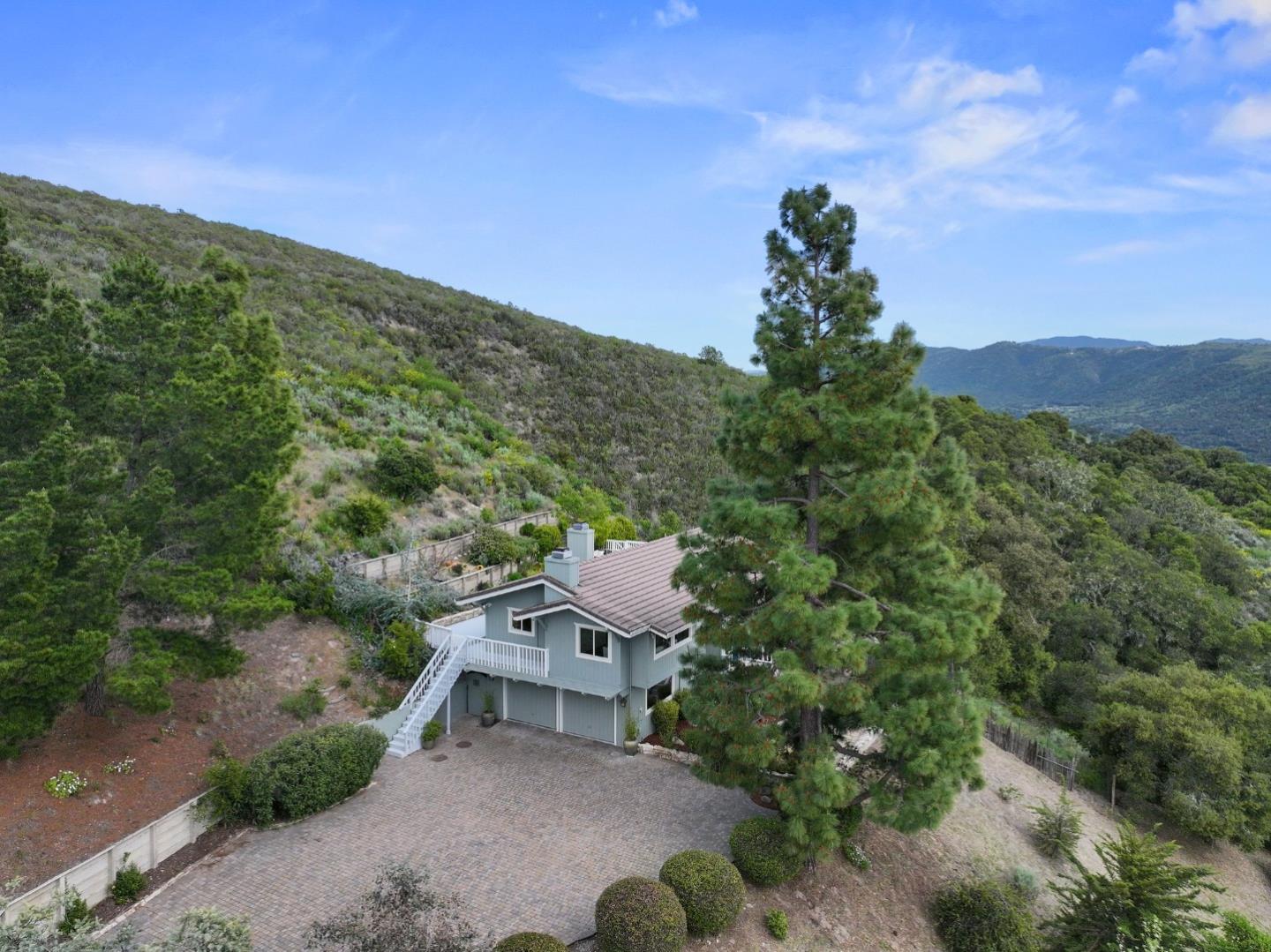 Detail Gallery Image 10 of 100 For 31475 via Las Rosas, Carmel Valley,  CA 93924 - 3 Beds | 2/1 Baths