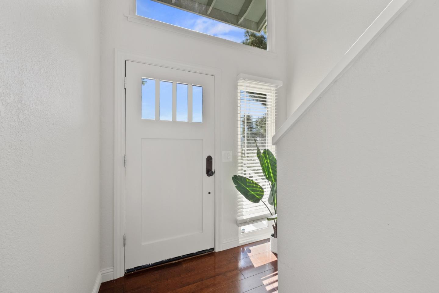 Detail Gallery Image 16 of 100 For 31475 via Las Rosas, Carmel Valley,  CA 93924 - 3 Beds | 2/1 Baths