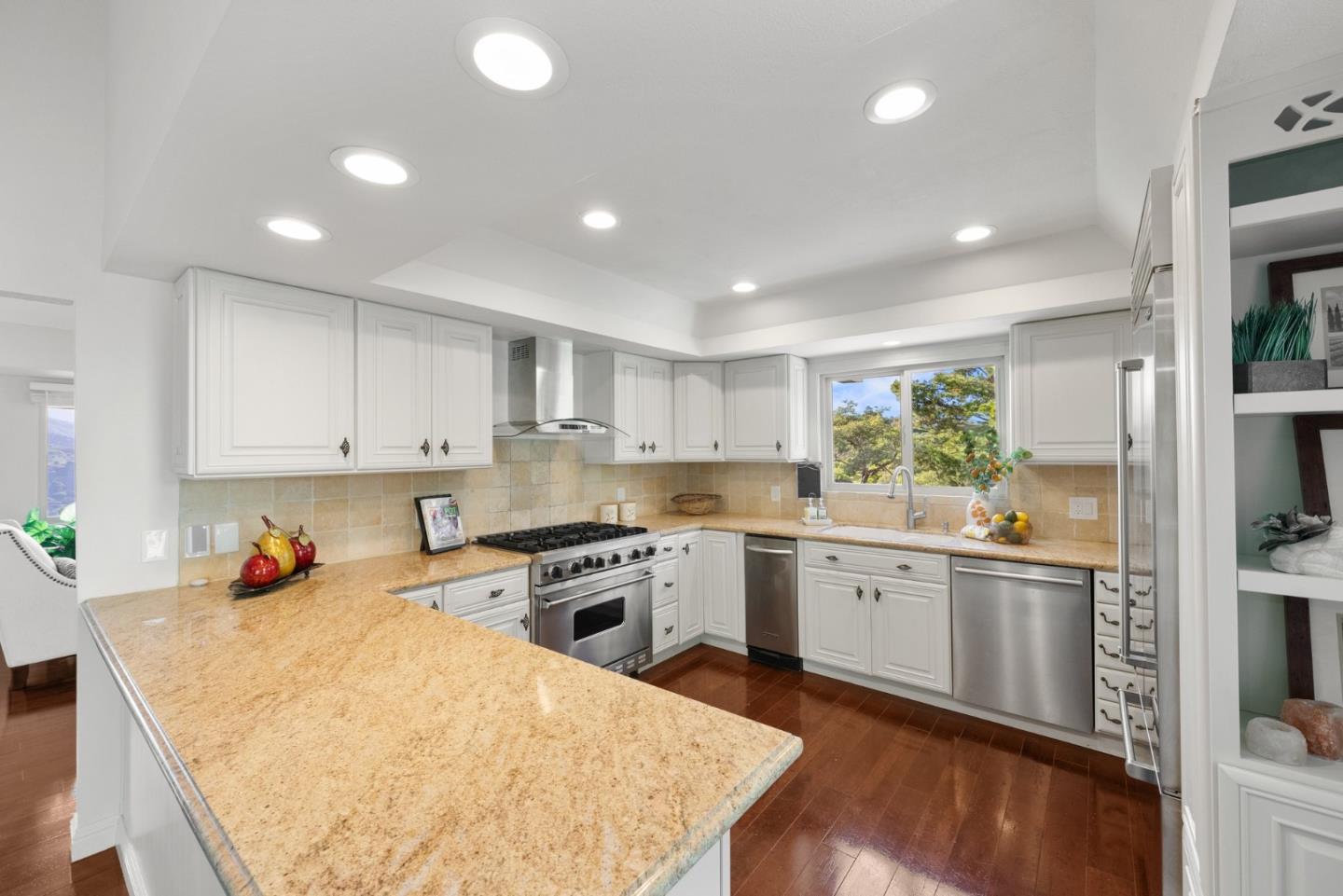 Detail Gallery Image 22 of 100 For 31475 via Las Rosas, Carmel Valley,  CA 93924 - 3 Beds | 2/1 Baths
