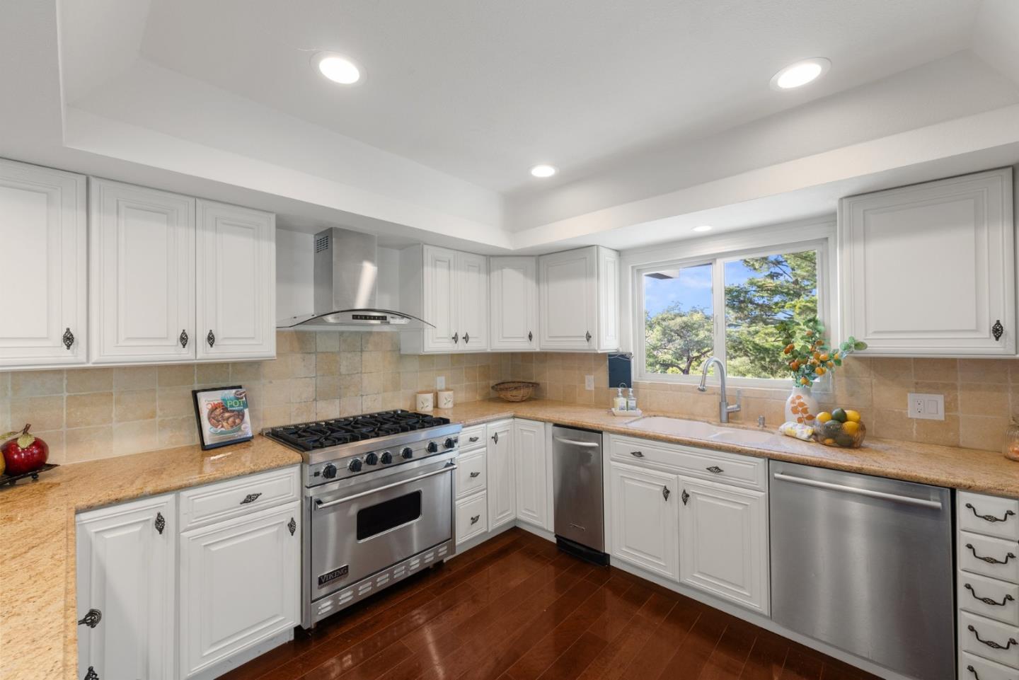 Detail Gallery Image 23 of 100 For 31475 via Las Rosas, Carmel Valley,  CA 93924 - 3 Beds | 2/1 Baths