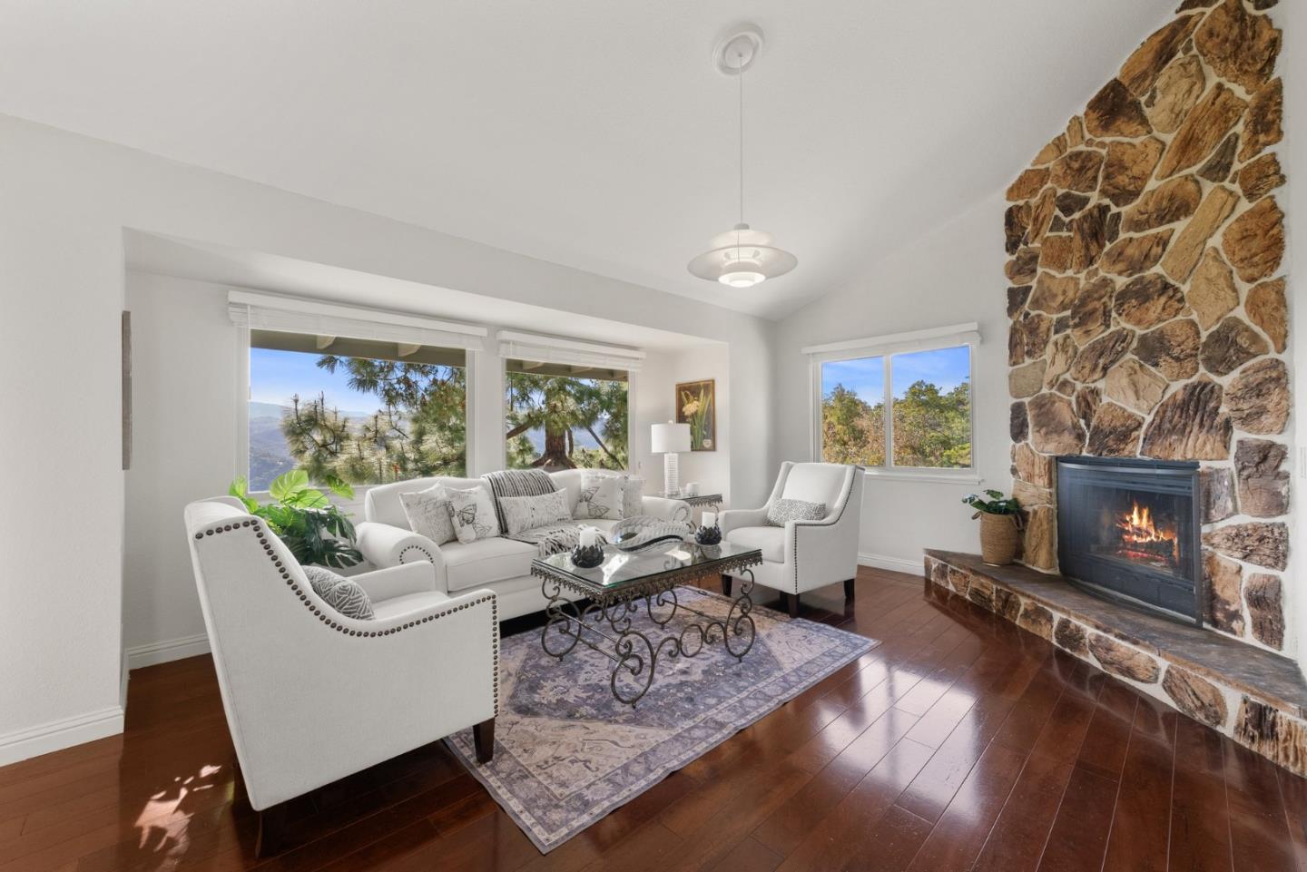 Detail Gallery Image 27 of 100 For 31475 via Las Rosas, Carmel Valley,  CA 93924 - 3 Beds | 2/1 Baths