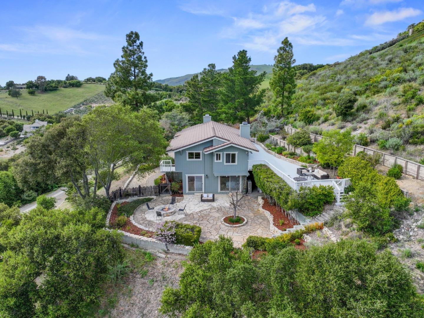 Detail Gallery Image 84 of 100 For 31475 via Las Rosas, Carmel Valley,  CA 93924 - 3 Beds | 2/1 Baths