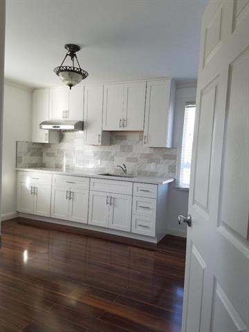 Detail Gallery Image 2 of 3 For 1625 Juniper Ave a,  San Bruno,  CA 94066 - 1 Beds | 1 Baths