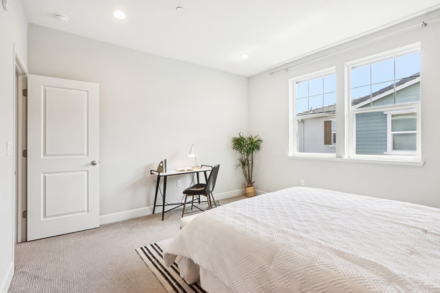 Detail Gallery Image 15 of 32 For 123 Incense Ter, Sunnyvale,  CA 94086 - 2 Beds | 2/1 Baths