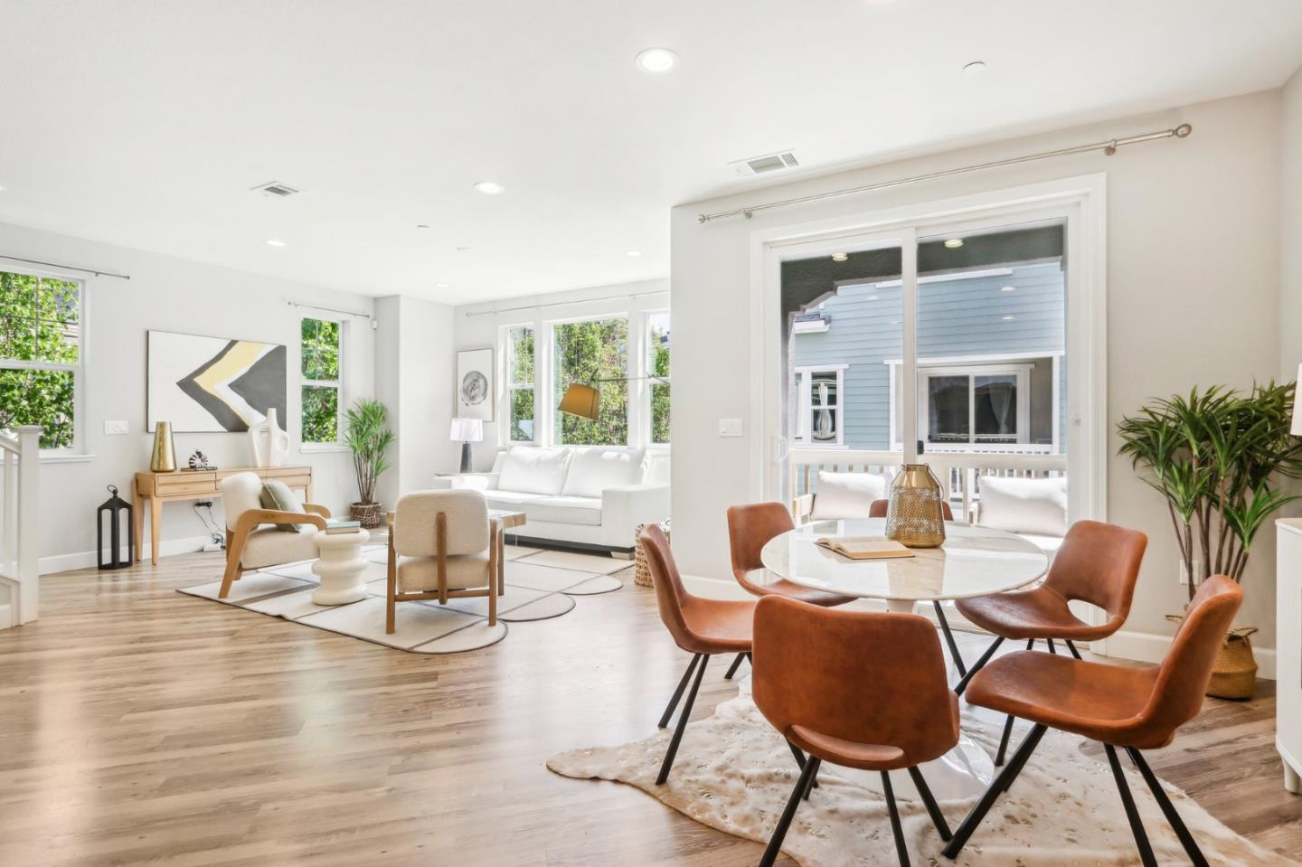 Detail Gallery Image 2 of 32 For 123 Incense Ter, Sunnyvale,  CA 94086 - 2 Beds | 2/1 Baths