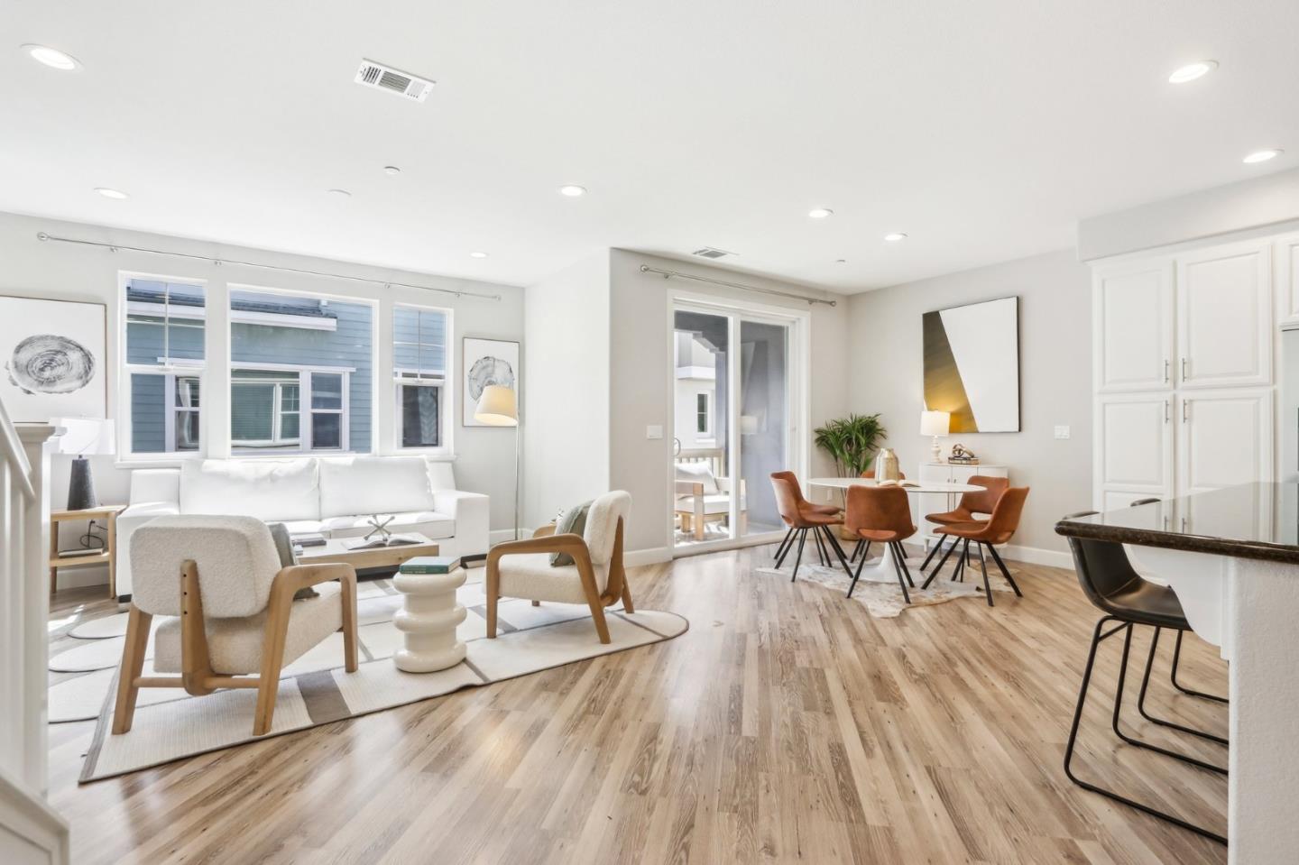 Detail Gallery Image 3 of 32 For 123 Incense Ter, Sunnyvale,  CA 94086 - 2 Beds | 2/1 Baths