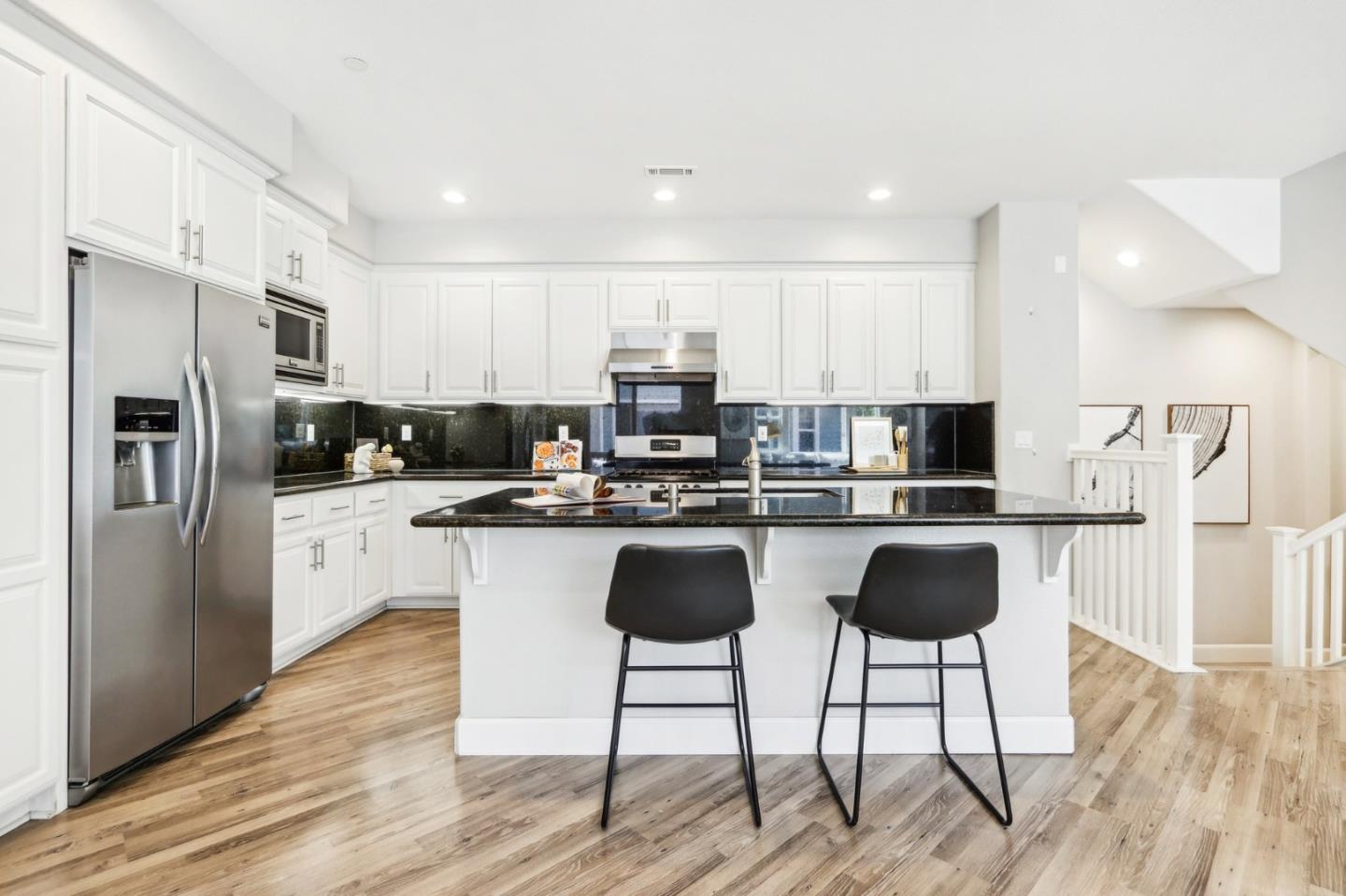Detail Gallery Image 8 of 32 For 123 Incense Ter, Sunnyvale,  CA 94086 - 2 Beds | 2/1 Baths