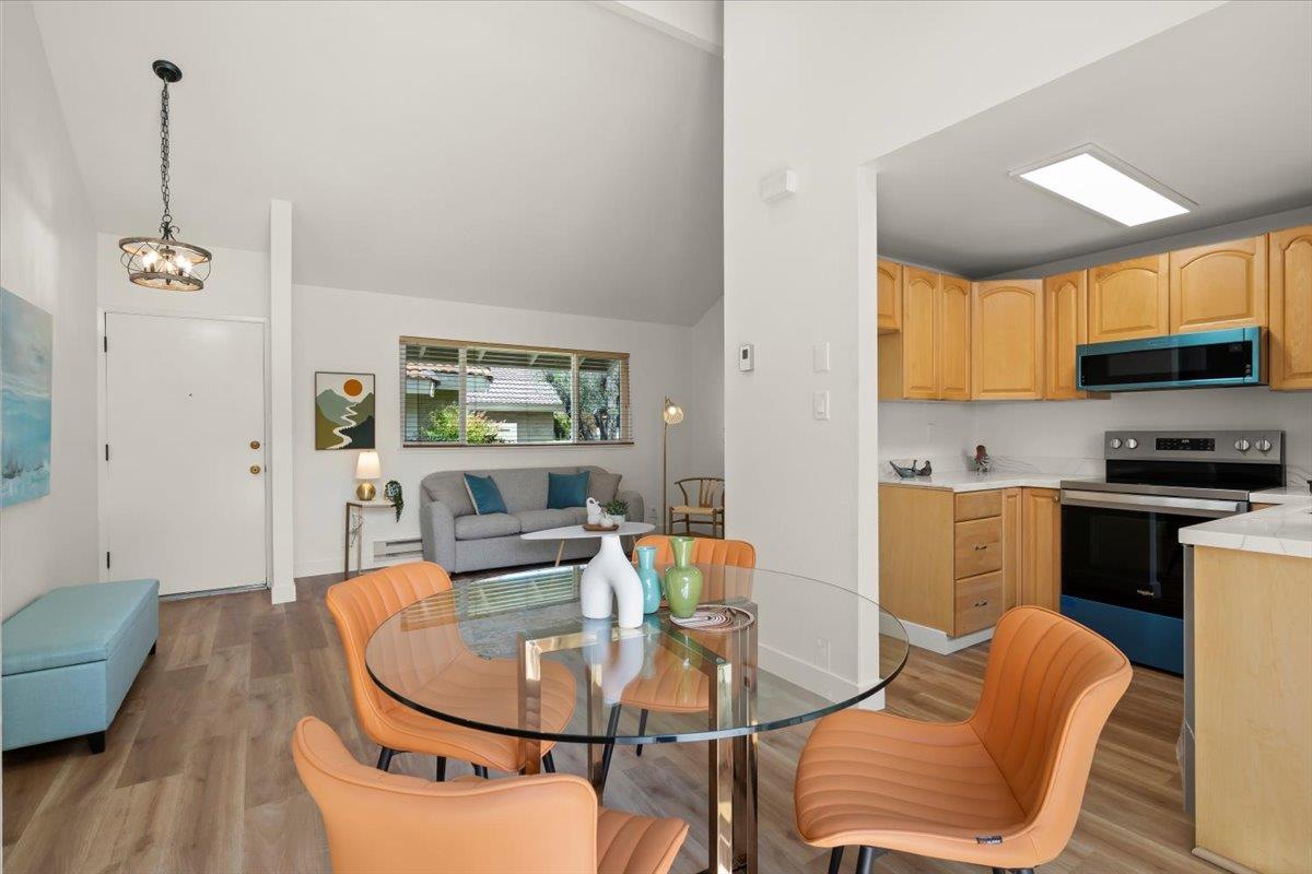 Detail Gallery Image 7 of 18 For 279 Truckee Ln, San Jose,  CA 95136 - 2 Beds | 2 Baths