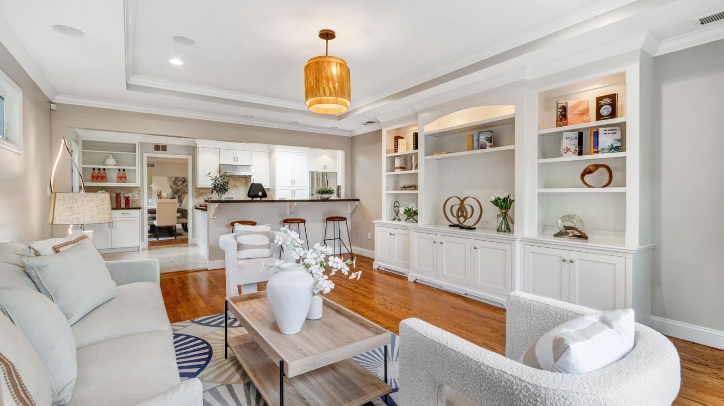 Detail Gallery Image 16 of 39 For 1534 White Oak Way, San Carlos,  CA 94070 - 3 Beds | 2 Baths