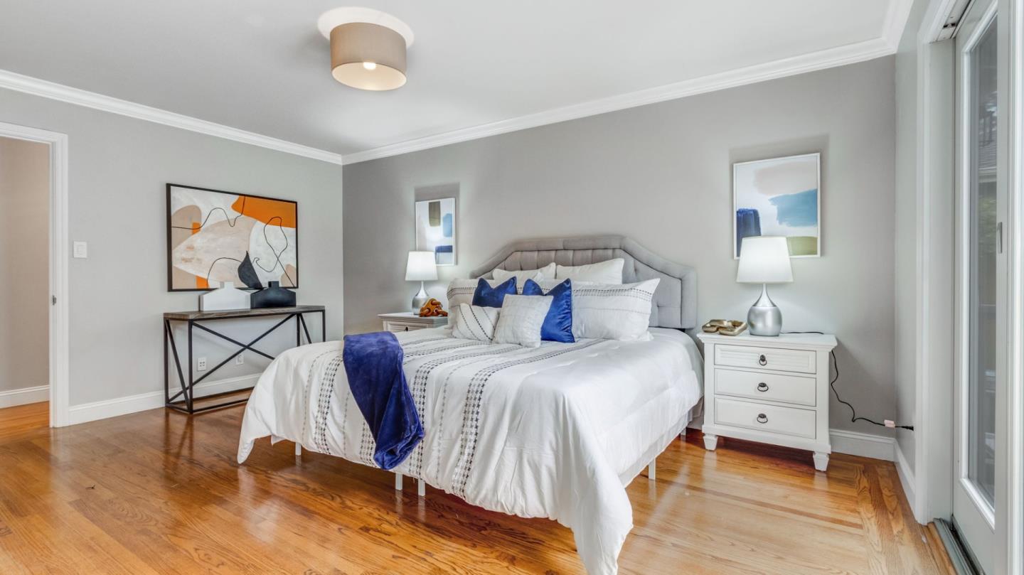 Detail Gallery Image 22 of 39 For 1534 White Oak Way, San Carlos,  CA 94070 - 3 Beds | 2 Baths