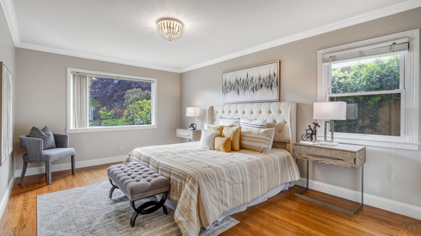 Detail Gallery Image 26 of 39 For 1534 White Oak Way, San Carlos,  CA 94070 - 3 Beds | 2 Baths