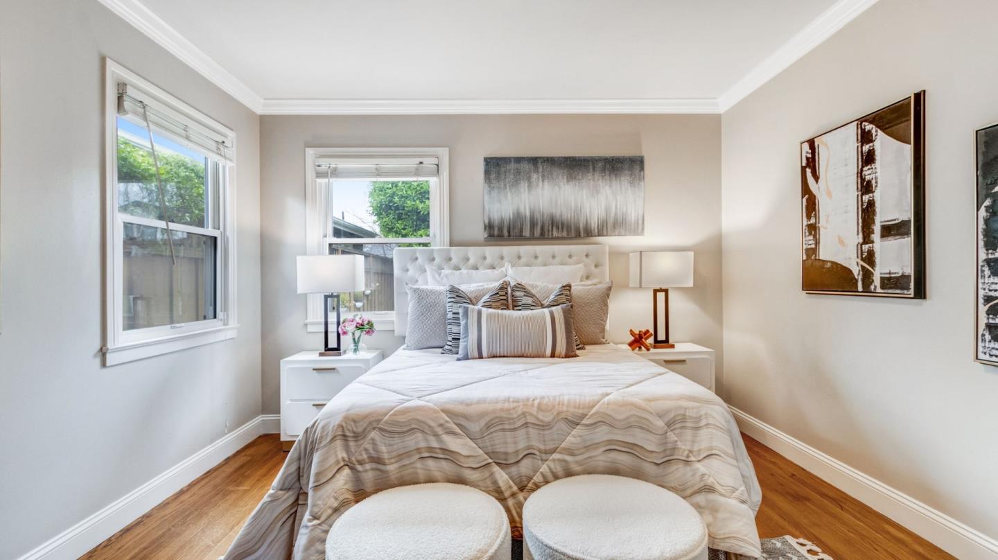 Detail Gallery Image 31 of 39 For 1534 White Oak Way, San Carlos,  CA 94070 - 3 Beds | 2 Baths