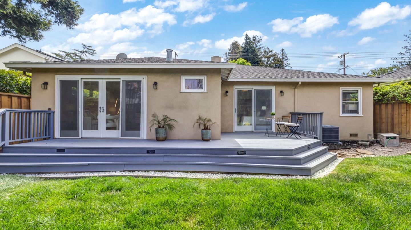 Detail Gallery Image 36 of 39 For 1534 White Oak Way, San Carlos,  CA 94070 - 3 Beds | 2 Baths