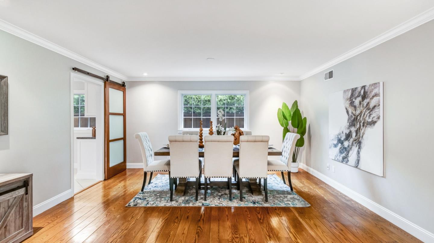 Detail Gallery Image 8 of 39 For 1534 White Oak Way, San Carlos,  CA 94070 - 3 Beds | 2 Baths