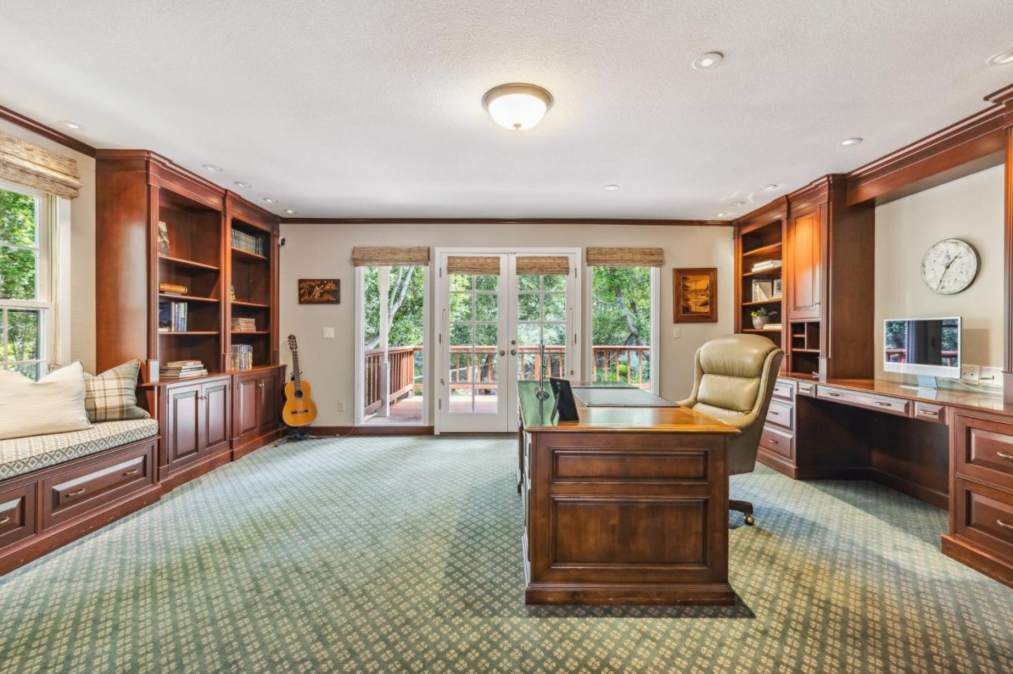 Detail Gallery Image 10 of 69 For 14024 Camino Barco, Saratoga,  CA 95070 - 4 Beds | 4 Baths