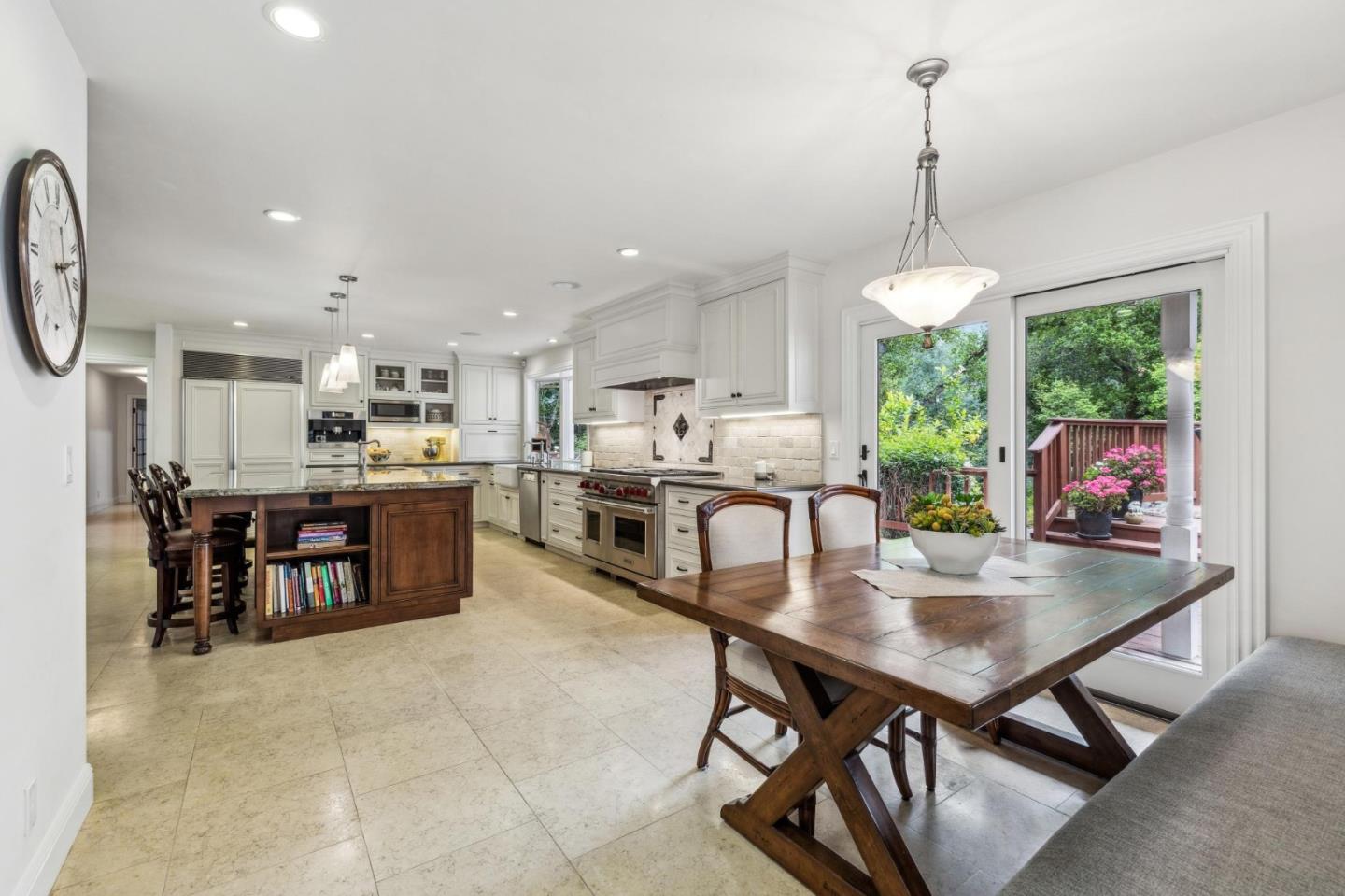 Detail Gallery Image 21 of 69 For 14024 Camino Barco, Saratoga,  CA 95070 - 4 Beds | 4 Baths