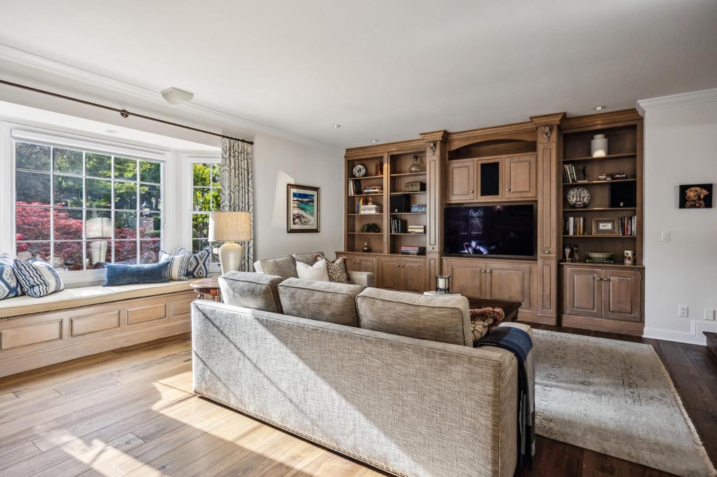 Detail Gallery Image 23 of 69 For 14024 Camino Barco, Saratoga,  CA 95070 - 4 Beds | 4 Baths