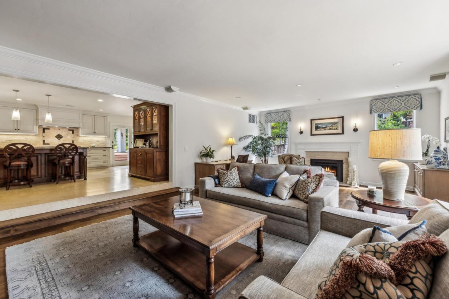Detail Gallery Image 25 of 69 For 14024 Camino Barco, Saratoga,  CA 95070 - 4 Beds | 4 Baths