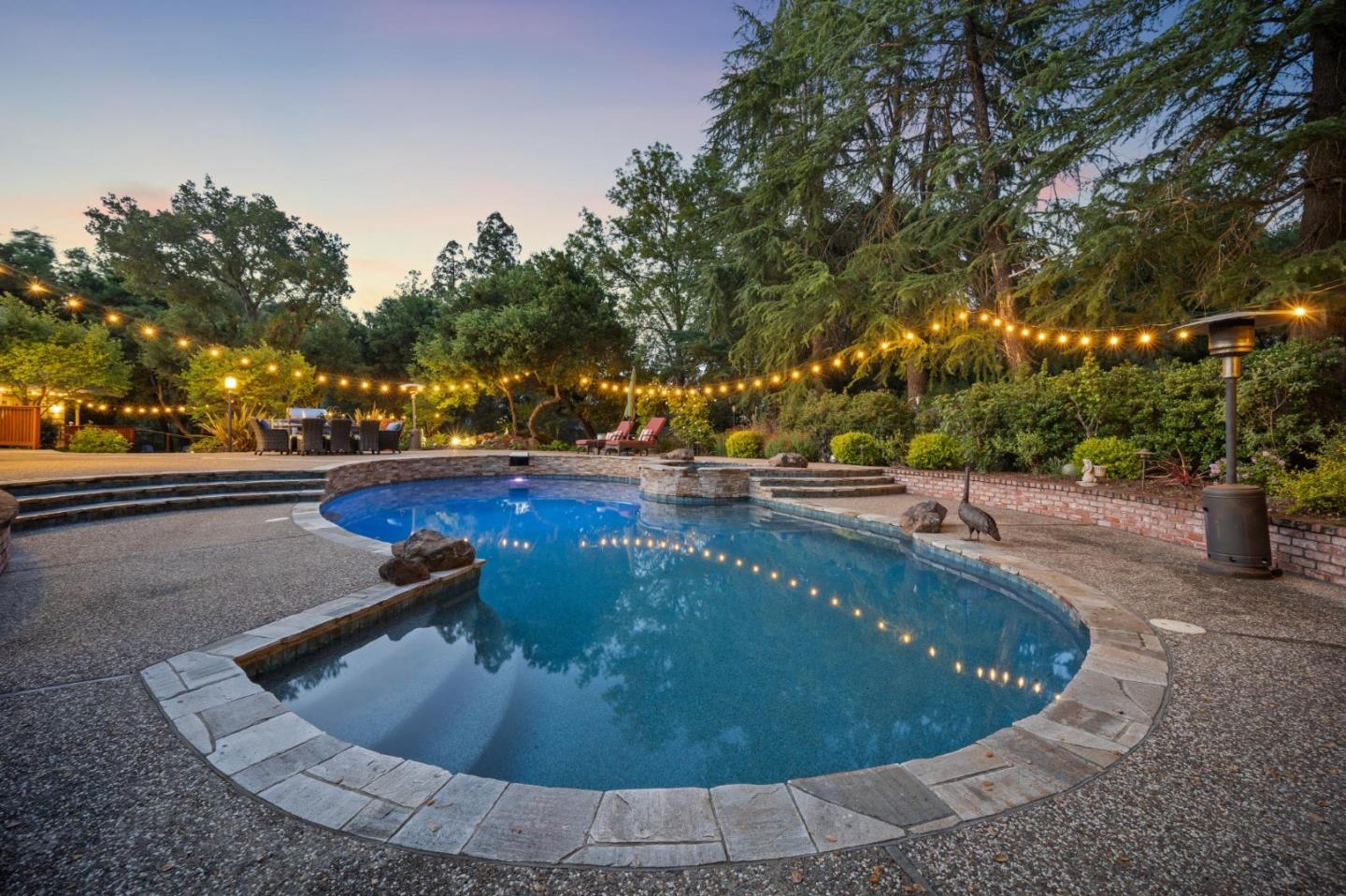 Detail Gallery Image 40 of 69 For 14024 Camino Barco, Saratoga,  CA 95070 - 4 Beds | 4 Baths