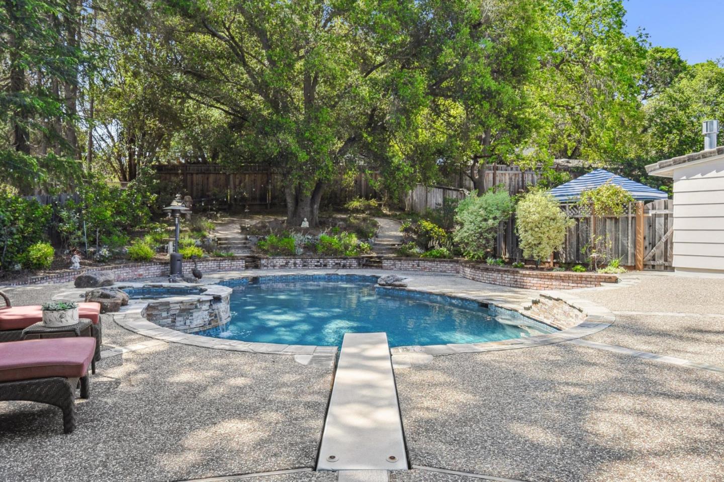 Detail Gallery Image 42 of 69 For 14024 Camino Barco, Saratoga,  CA 95070 - 4 Beds | 4 Baths