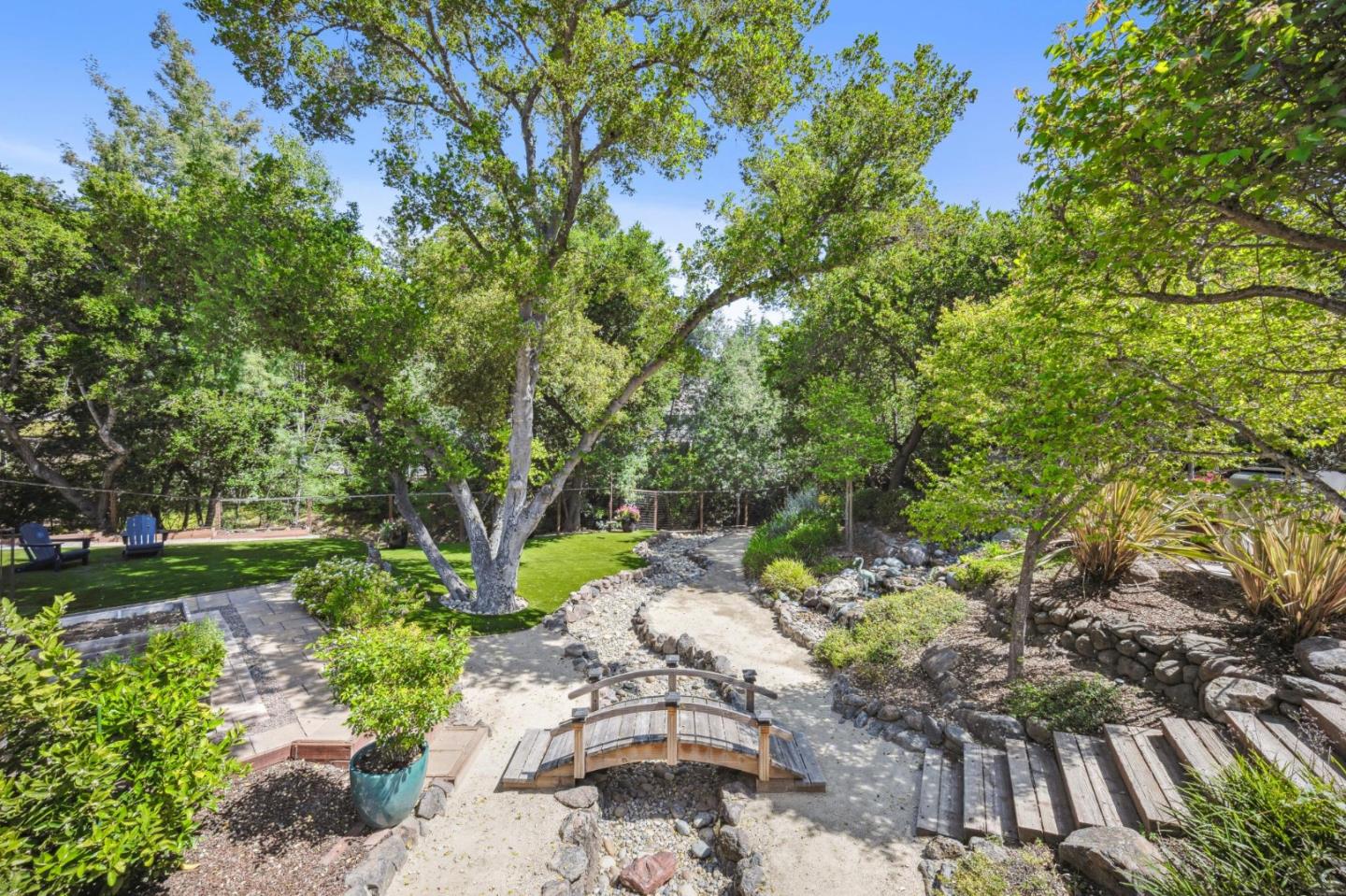 Detail Gallery Image 55 of 69 For 14024 Camino Barco, Saratoga,  CA 95070 - 4 Beds | 4 Baths