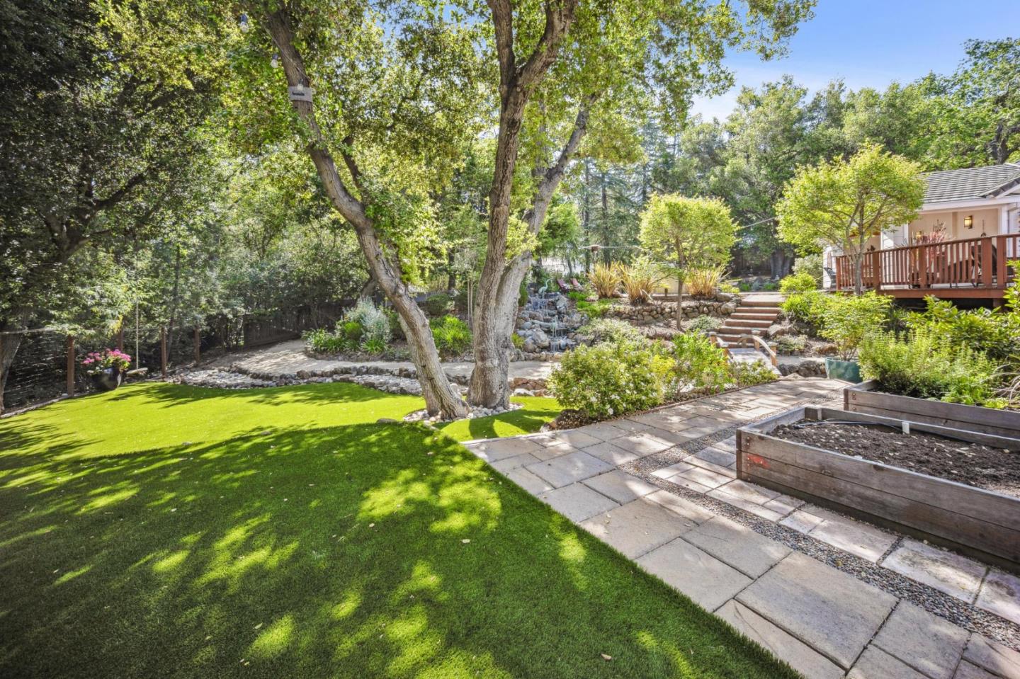 Detail Gallery Image 57 of 69 For 14024 Camino Barco, Saratoga,  CA 95070 - 4 Beds | 4 Baths