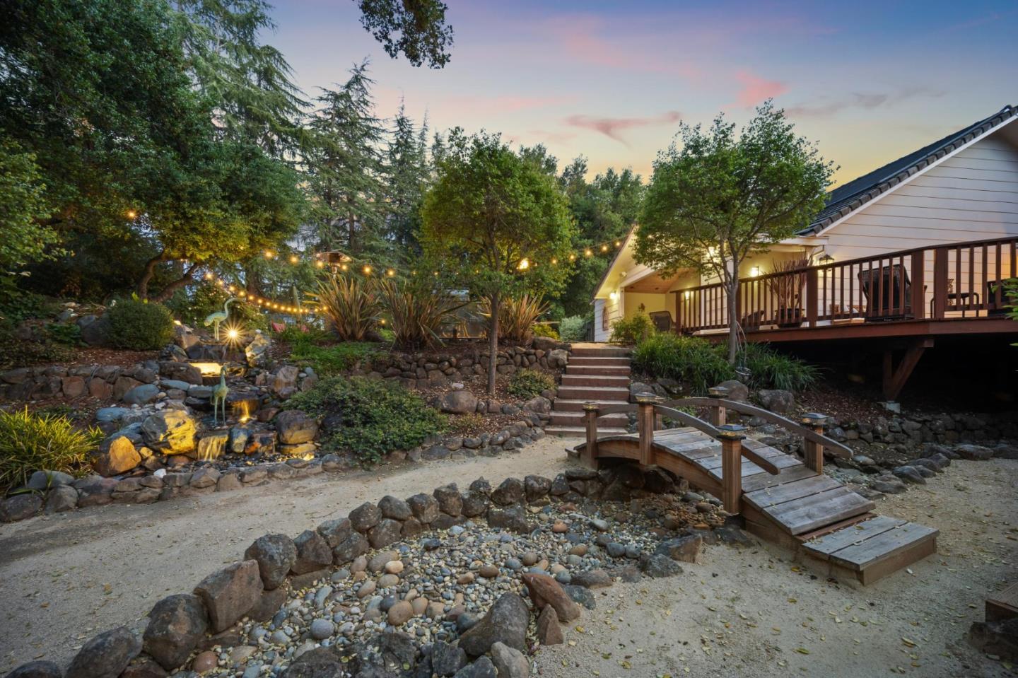 Detail Gallery Image 58 of 69 For 14024 Camino Barco, Saratoga,  CA 95070 - 4 Beds | 4 Baths