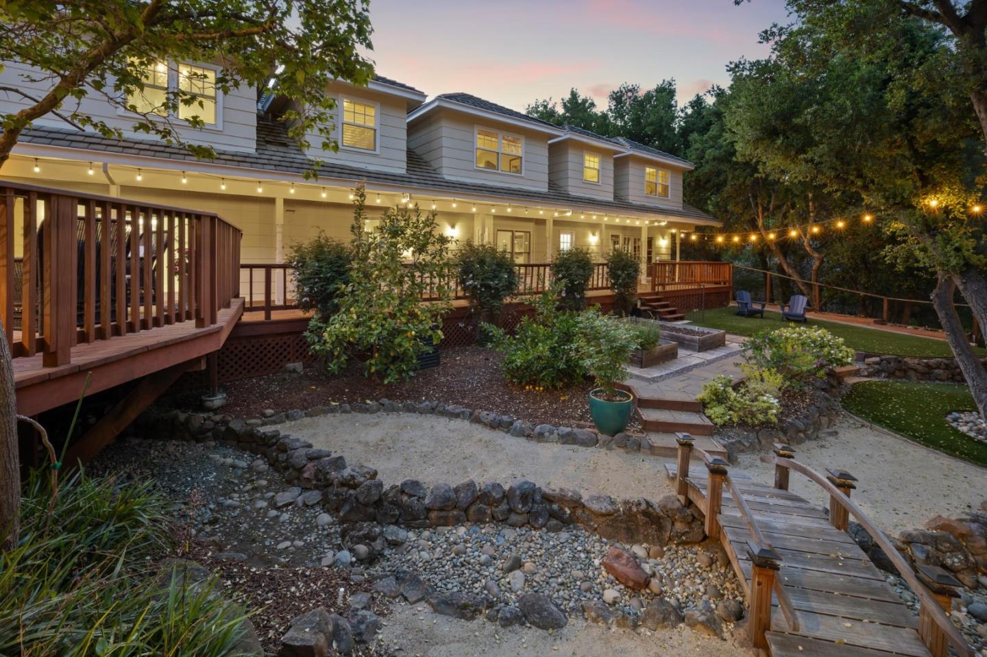 Detail Gallery Image 59 of 69 For 14024 Camino Barco, Saratoga,  CA 95070 - 4 Beds | 4 Baths