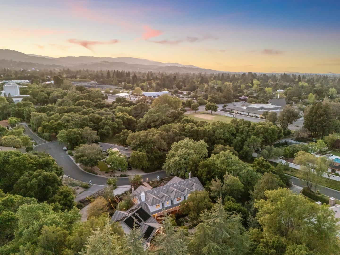 Detail Gallery Image 67 of 69 For 14024 Camino Barco, Saratoga,  CA 95070 - 4 Beds | 4 Baths