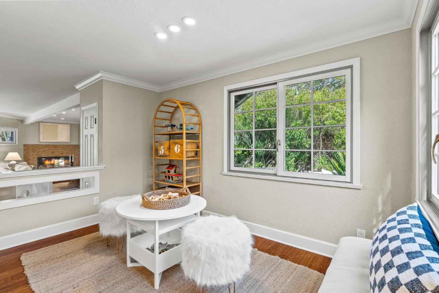 Detail Gallery Image 10 of 35 For 15976 Linda Ave, Los Gatos,  CA 95032 - 4 Beds | 3/1 Baths