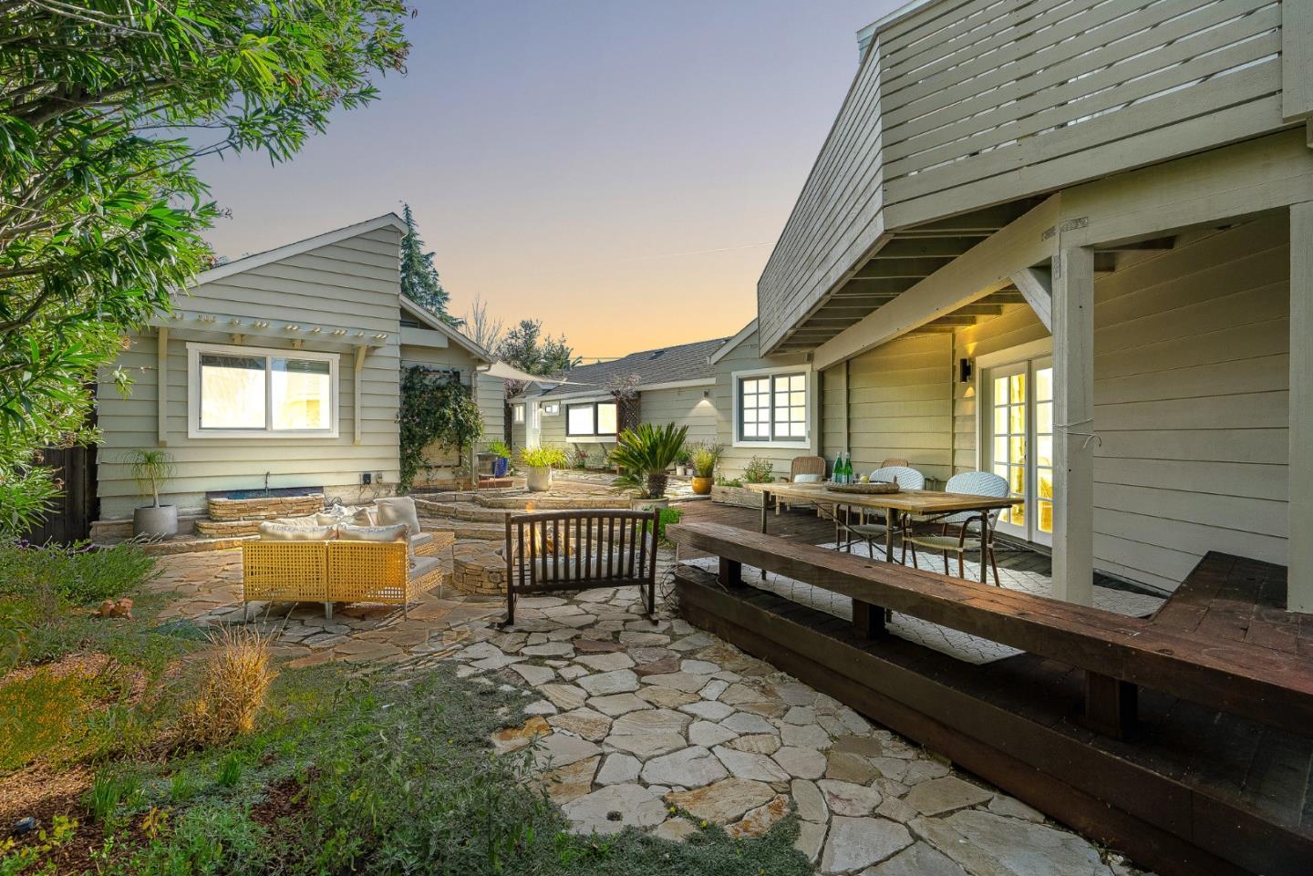 Detail Gallery Image 25 of 35 For 15976 Linda Ave, Los Gatos,  CA 95032 - 4 Beds | 3/1 Baths