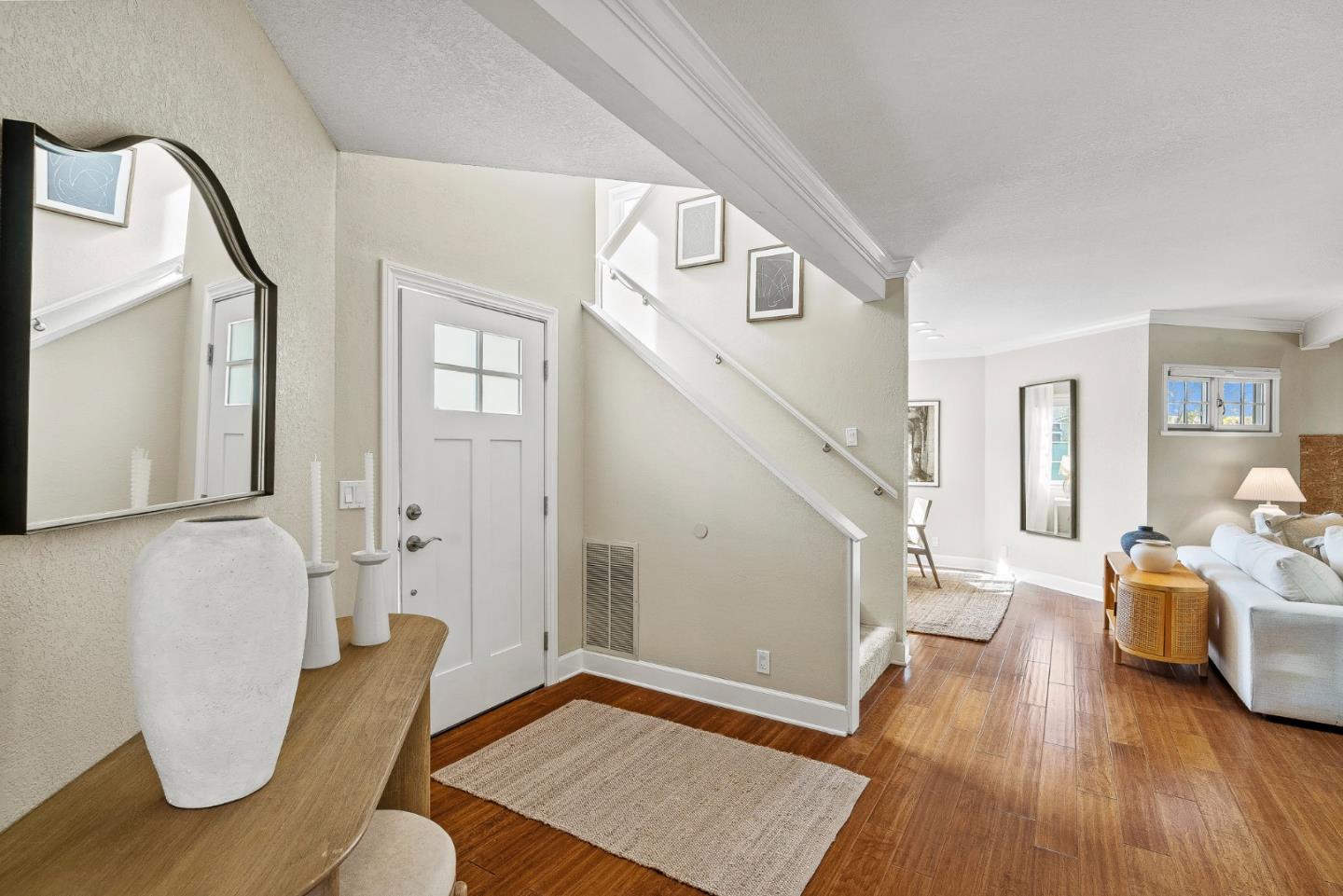 Detail Gallery Image 4 of 35 For 15976 Linda Ave, Los Gatos,  CA 95032 - 4 Beds | 3/1 Baths