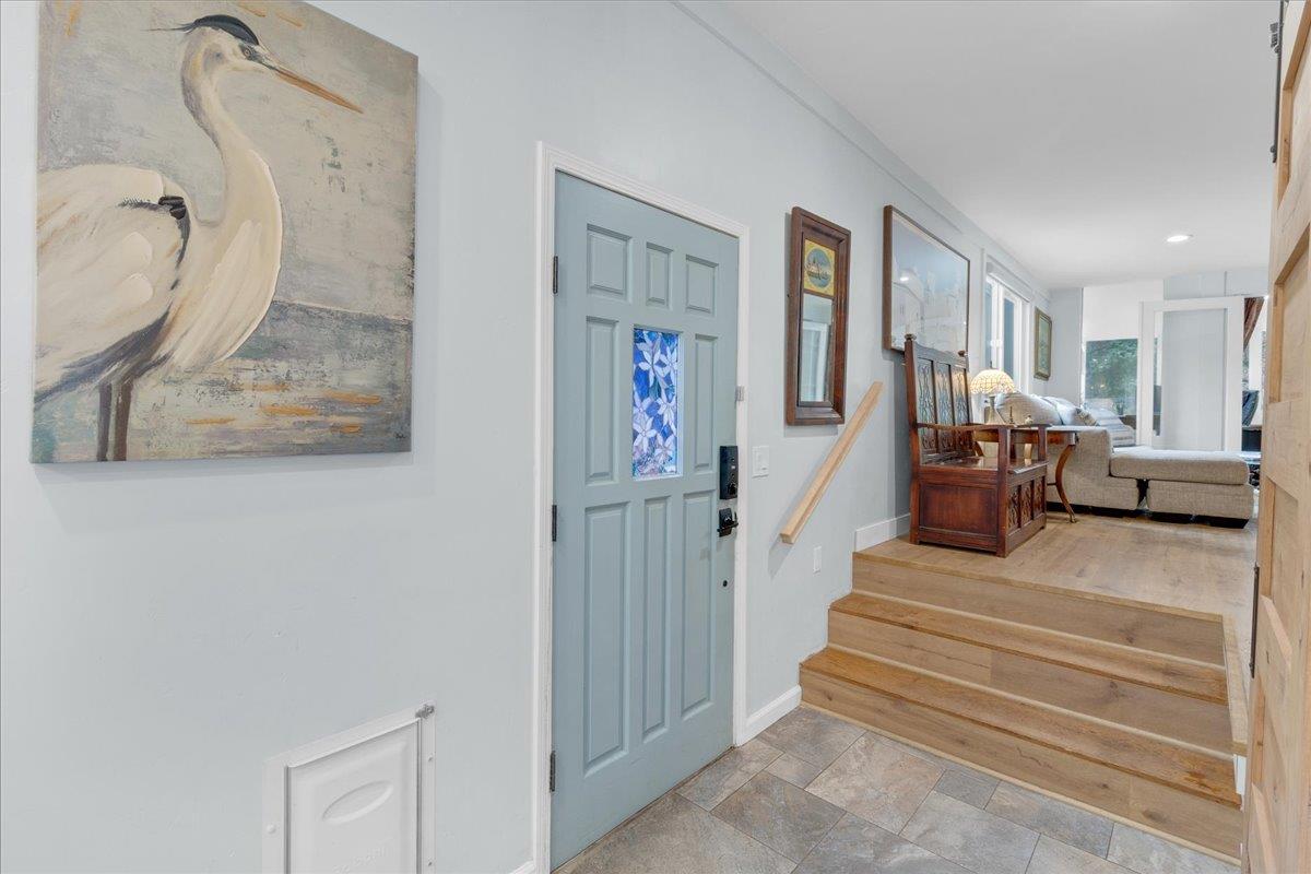 Detail Gallery Image 10 of 29 For 1711 Trout Gulch Rd, Aptos,  CA 95003 - 4 Beds | 3 Baths