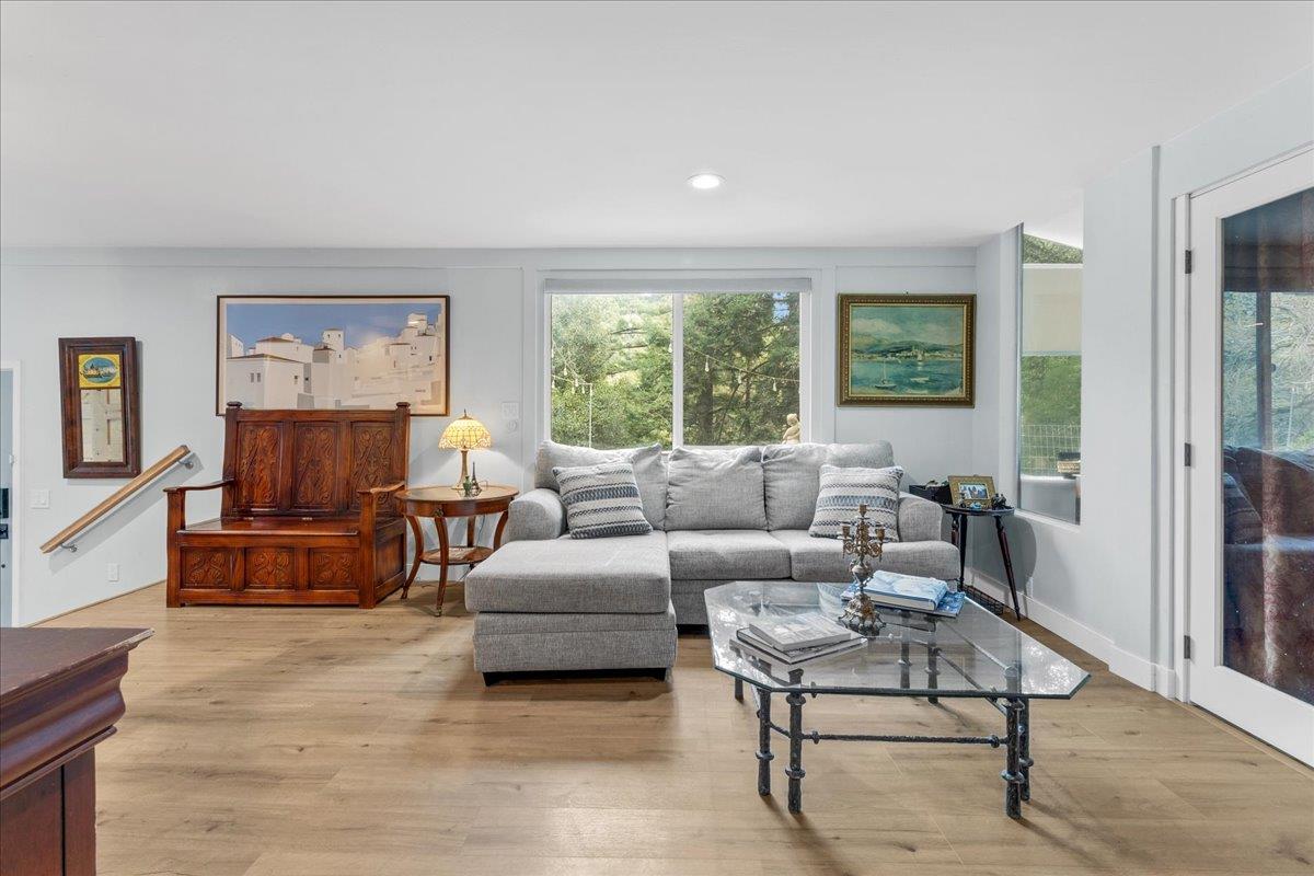 Detail Gallery Image 13 of 29 For 1711 Trout Gulch Rd, Aptos,  CA 95003 - 4 Beds | 3 Baths