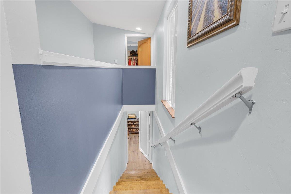 Detail Gallery Image 18 of 29 For 1711 Trout Gulch Rd, Aptos,  CA 95003 - 4 Beds | 3 Baths