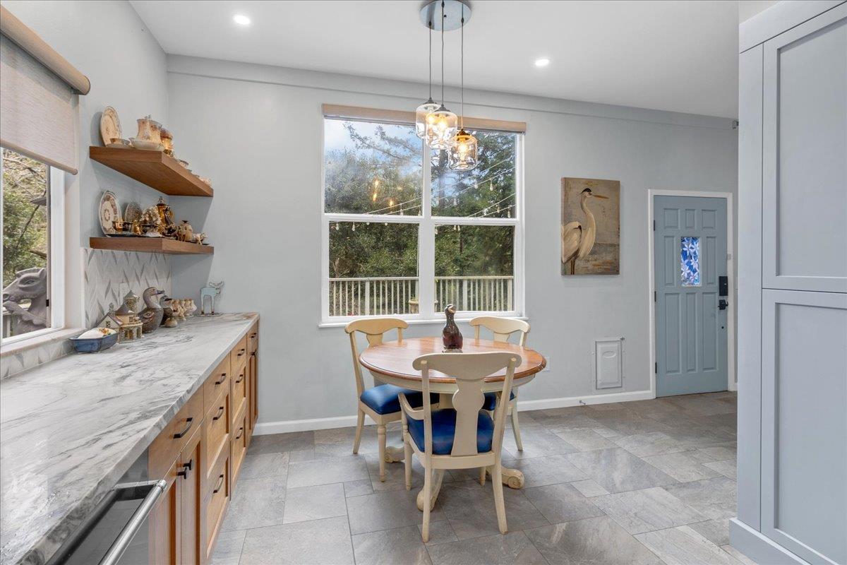 Detail Gallery Image 8 of 29 For 1711 Trout Gulch Rd, Aptos,  CA 95003 - 4 Beds | 3 Baths