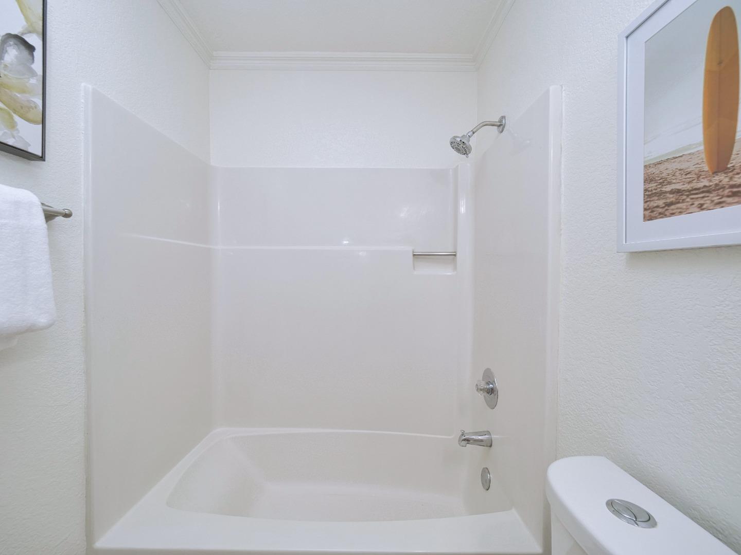 Detail Gallery Image 105 of 133 For 2248 Oakland Ave, Pleasanton,  CA 94588 - 5 Beds | 2/1 Baths