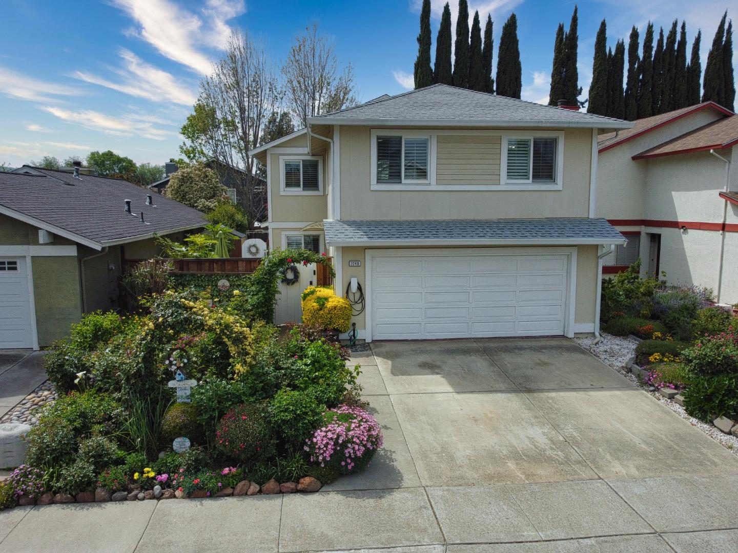 Detail Gallery Image 106 of 133 For 2248 Oakland Ave, Pleasanton,  CA 94588 - 5 Beds | 2/1 Baths