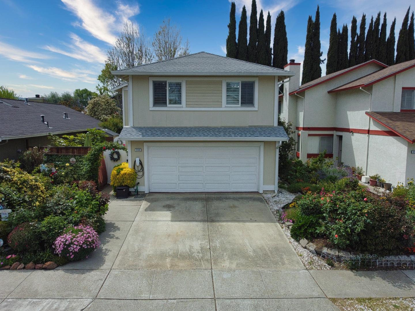 Detail Gallery Image 107 of 133 For 2248 Oakland Ave, Pleasanton,  CA 94588 - 5 Beds | 2/1 Baths