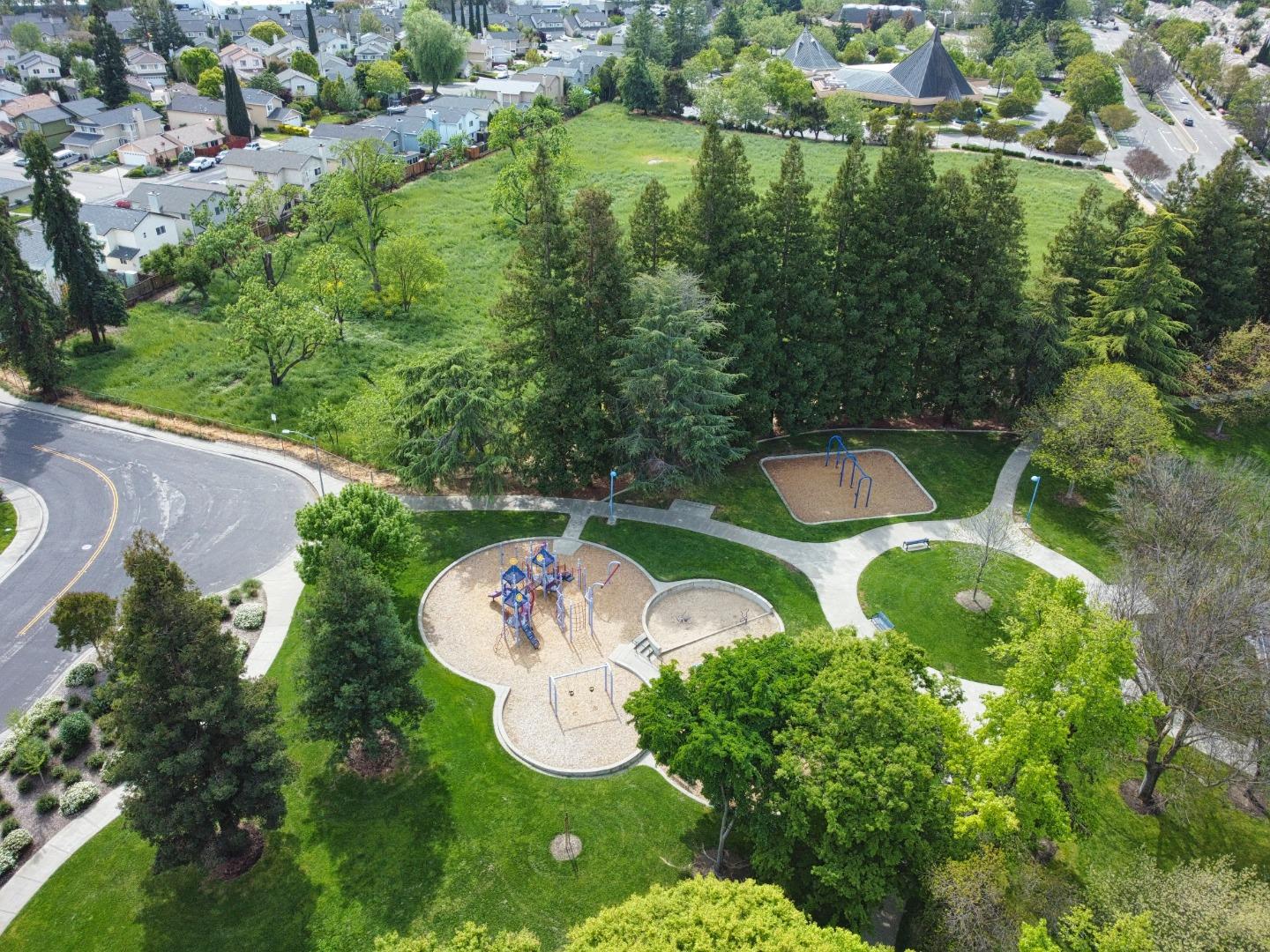 Detail Gallery Image 123 of 133 For 2248 Oakland Ave, Pleasanton,  CA 94588 - 5 Beds | 2/1 Baths