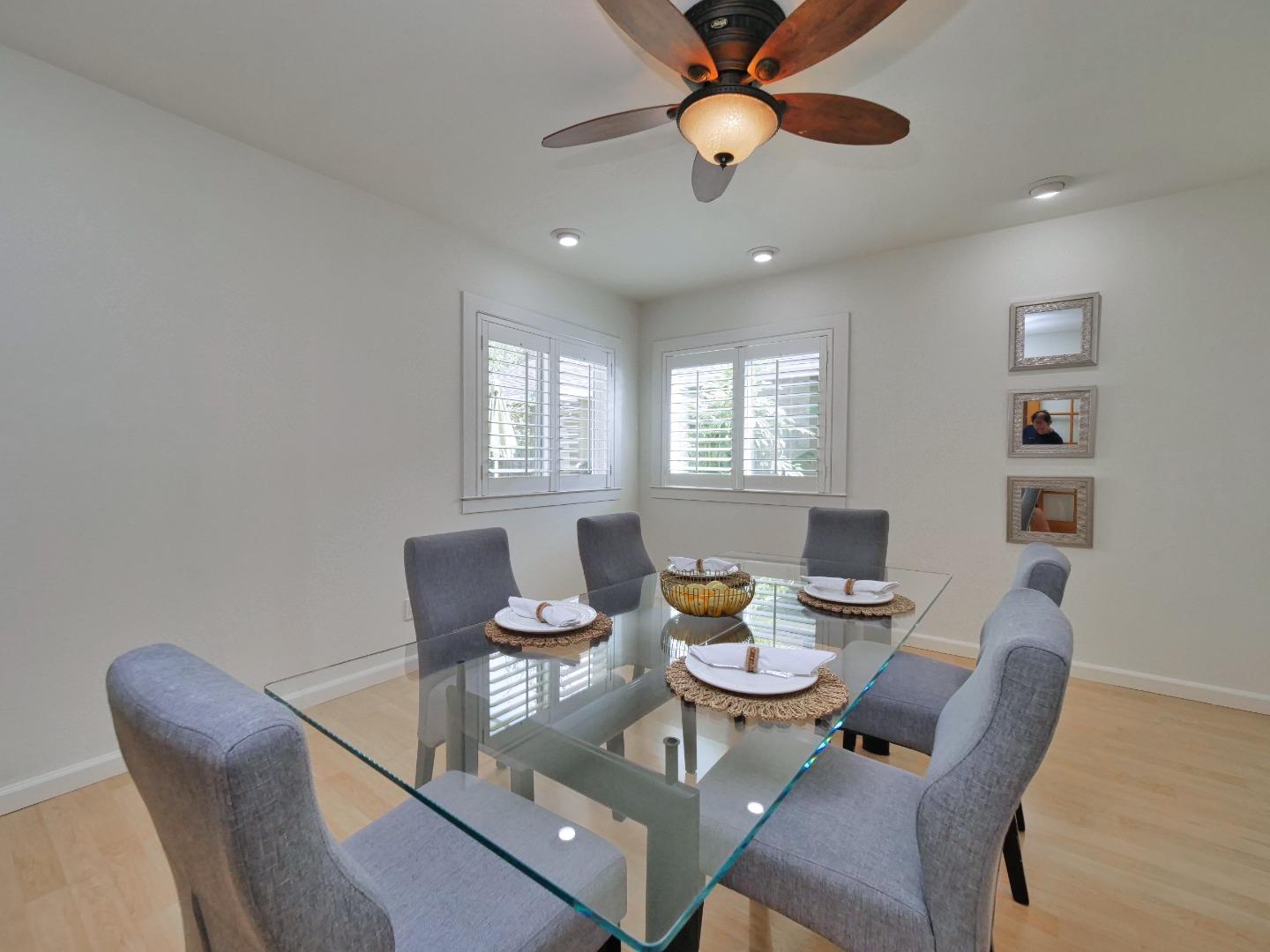 Detail Gallery Image 64 of 133 For 2248 Oakland Ave, Pleasanton,  CA 94588 - 5 Beds | 2/1 Baths